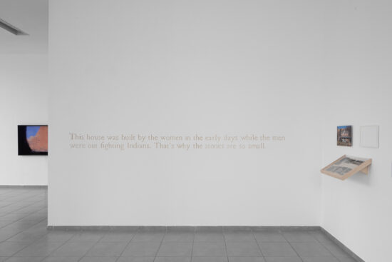 Efrat Hakimi, Zion, installation view, photo Tal Nisim