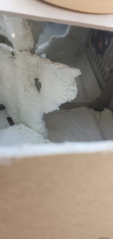 וארדה סאמי , החוצה פנימה , קופסת עץ, 30x30 ס''מ